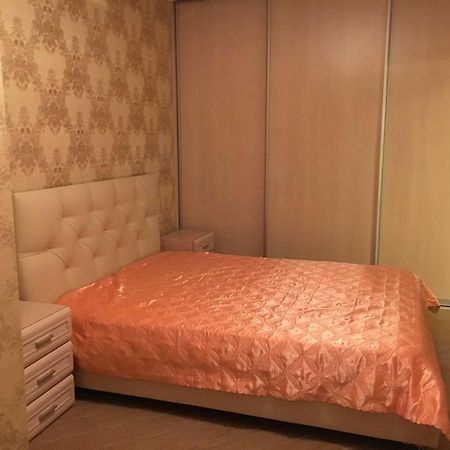 Apartment Na Pervomayskoy 19 Σότσι Εξωτερικό φωτογραφία