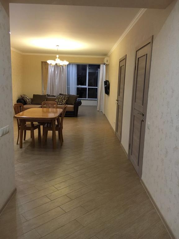 Apartment Na Pervomayskoy 19 Σότσι Εξωτερικό φωτογραφία